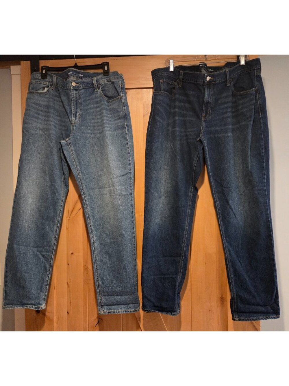 Lot of 2 Old Navy WOW Boyfriend Jeans Women Size 16 Mid Rise Stretch Blue Denim